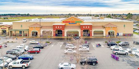 A look at Crossroads Shopping Center commercial space in Madera