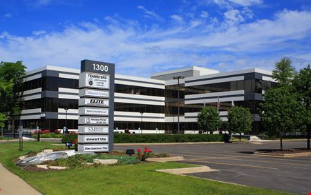 A look at O'Hare Corporate Centre commercial space in Park Ridge