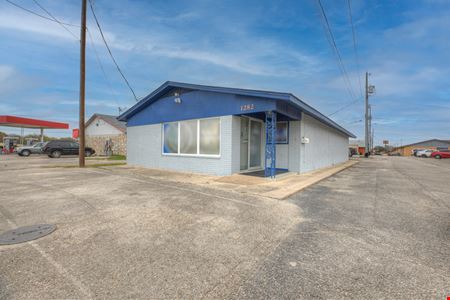 A look at 1282 Hillcrest Dr NB commercial space in New Braunfels