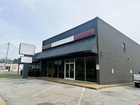 A look at 804 S Highland St commercial space in Memphis