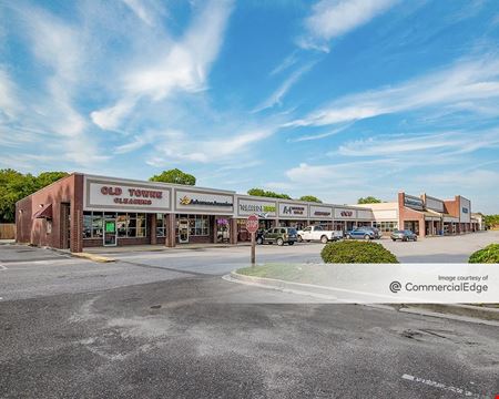 A look at Brentwood Plaza Retail space for Rent in North Charleston