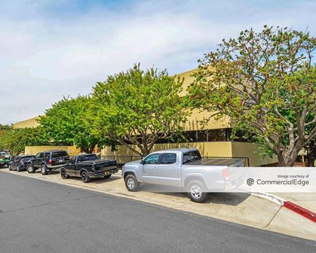 A look at 999 Medical Office Building commercial space in Santa Ana