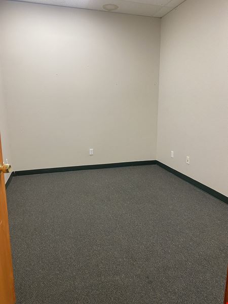A look at 11815 NE Hwy 99 Office space for Rent in Vancouver