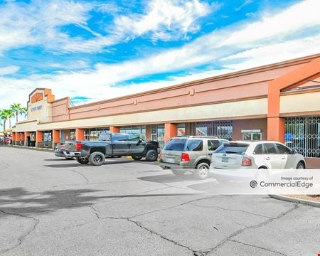 A look at Sherwood Mesa Plaza Shopping Center Retail space for Rent in Mesa