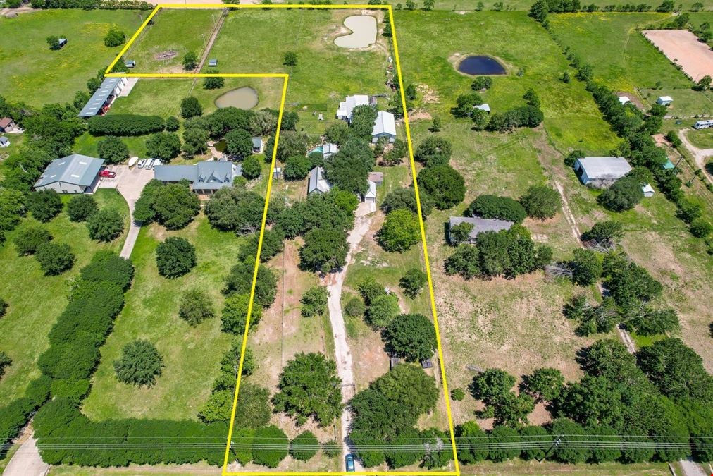 5.5 Acres of Unrestricted Land in Katy
