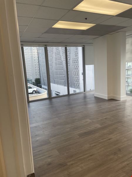 A look at Chase Bank Building Office space for Rent in Miami