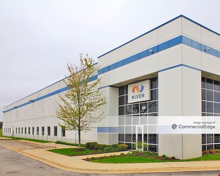 A look at Carol Point Business Center - Carol Stream IV Industrial space for Rent in Carol Stream