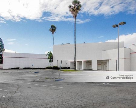 A look at Pavilion Plaza West - 9852 Chapman Avenue Retail space for Rent in Garden Grove
