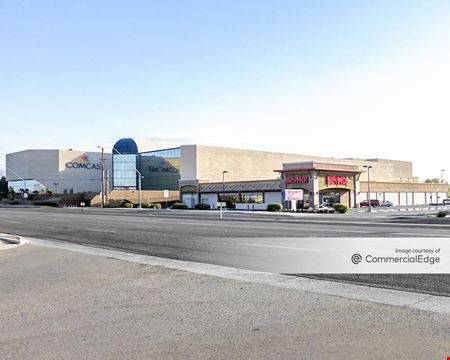 A look at 4690 North Oracle Road commercial space in Tucson