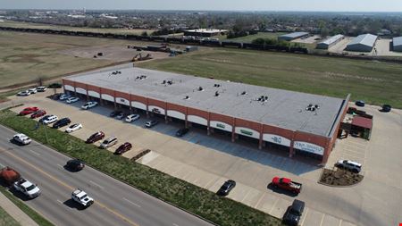 A look at Broadway Retail Center Commercial space for Rent in Moore