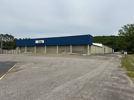 A look at Warehouse/Retail Industrial space for Rent in Huntsville