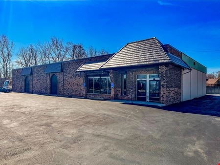 A look at 6975 Livernois Rd commercial space in Troy