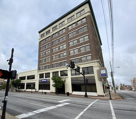 A look at 402 S Main St commercial space in Joplin