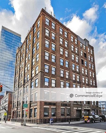 A look at 599 11th Avenue commercial space in New York