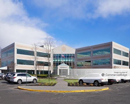 A look at Laurel Corporate Center - 9000 Midlantic Drive commercial space in Mount Laurel