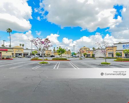 A look at Vons Circle Center Retail space for Rent in Long Beach