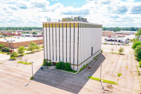 A look at Livonia Corporate Tower commercial space in Livonia
