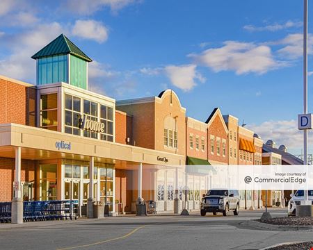 A look at Auburn Mile Shopping Center - Meijer Commercial space for Rent in Auburn Hills
