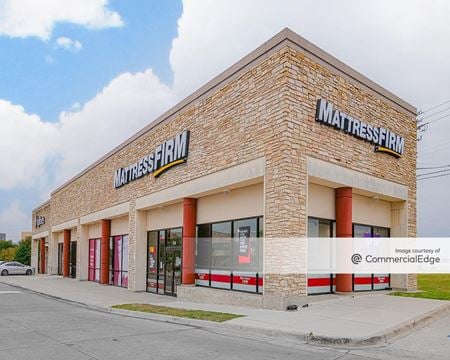 A look at Medallion Center Retail space for Rent in Dallas