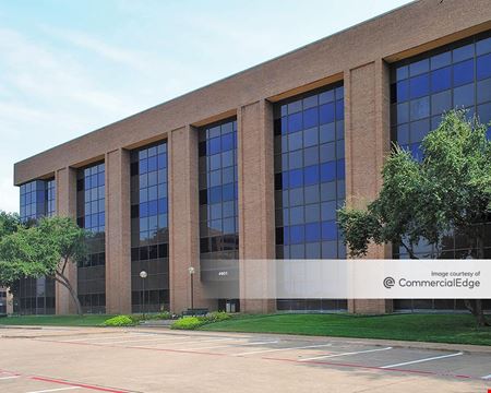 A look at 4001 McEwen Rd commercial space in Farmers Branch