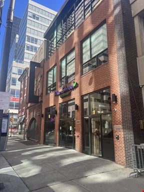 3,600 SF | 2104 Market St | Second Generation Restaurant for Lease