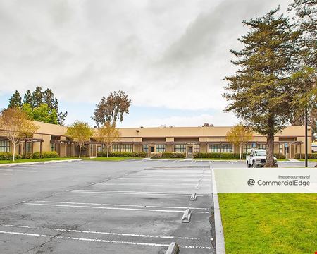 A look at Sierra Business Center commercial space in Dublin