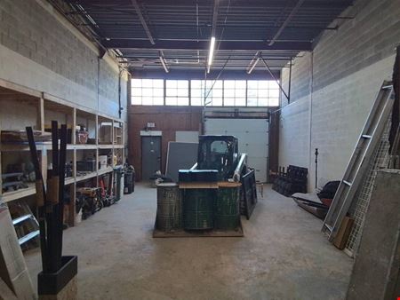 A look at 1,180 sqft shared industrial warehouse for rent in Markham Industrial space for Rent in Markham