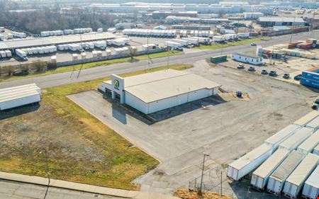 A look at Industrial Showroom commercial space in St. Louis