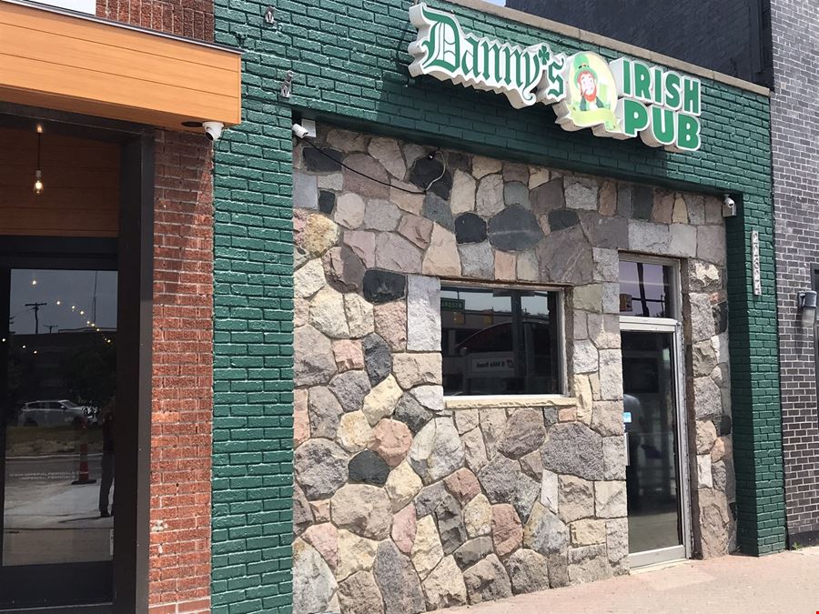 Danny's Irish Bar