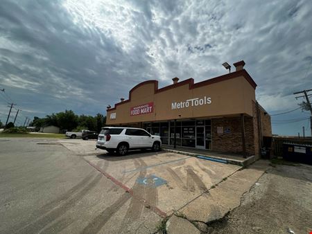 A look at 4910 Broadway Ave commercial space in Haltom City