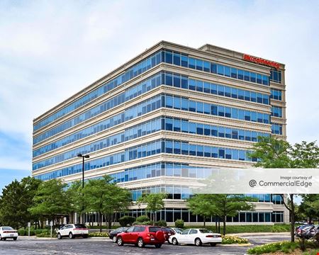 A look at Canterra Meadows Office Center commercial space in Warrenville
