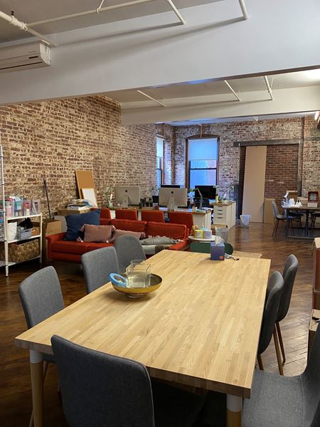 A look at 231 Front Street Office space for Rent in Brooklyn