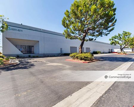 A look at Prologis Eaves Distribution Center commercial space in Commerce