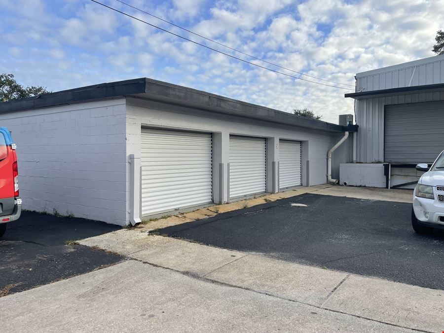 2 Unit Warehouse for Lease