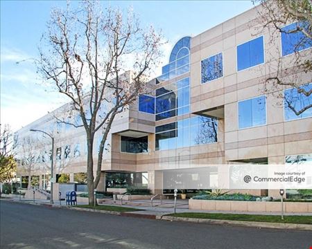 A look at Maple Plaza Commercial space for Rent in Beverly Hills
