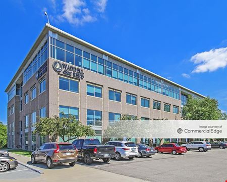 A look at Waddell & Reed Office Park - 6301 Glenwood Avenue commercial space in Overland Park