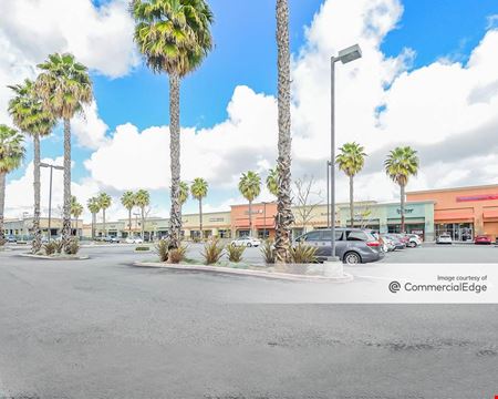 A look at Lakewood Plaza Marketplace Retail space for Rent in Long Beach