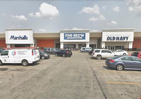 A look at Ford City Mall Retail space for Rent in Chicago