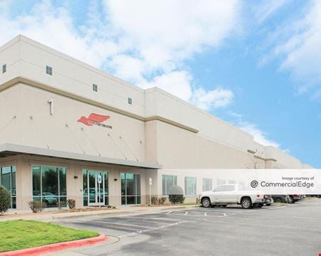A look at SouthPark Commerce Center commercial space in Austin