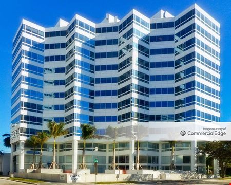 A look at Plaza 100 commercial space in Fort Lauderdale
