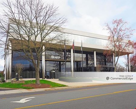 A look at Roxborough Building Commercial space for Rent in Charlotte
