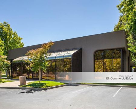 A look at 333-385 East Moffett Park Drive Commercial space for Rent in Sunnyvale