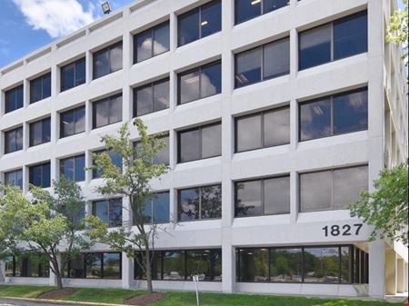 A look at 1827 Walden Office Square Office space for Rent in Schaumburg