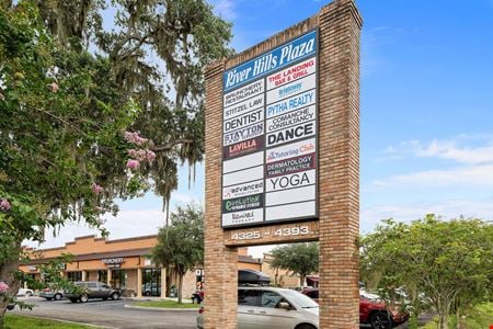 A look at River Hills Plaza Retail / Office Center commercial space in Valrico