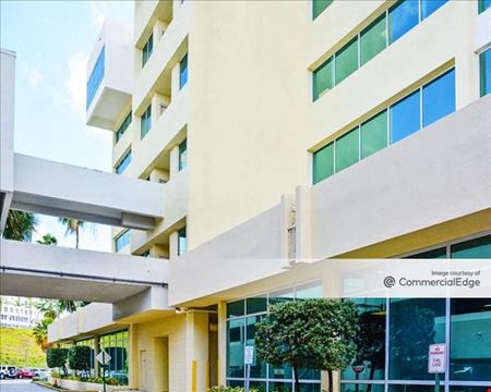 A look at Dadeland Towers North Office space for Rent in Miami