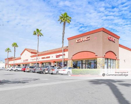 A look at Long Beach Towne Square commercial space in Long Beach