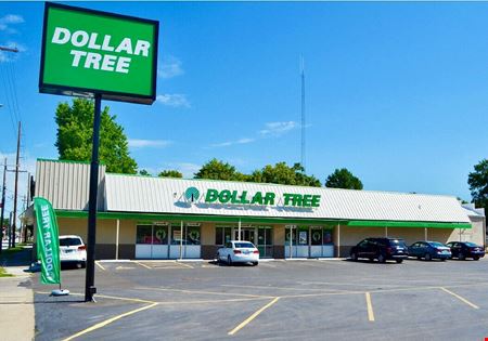 A look at Dollar Tree commercial space in Carlinville