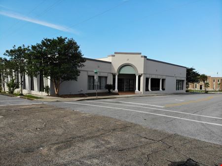 A look at Town Centre Office Park @ 5th & Grace commercial space in Panama City