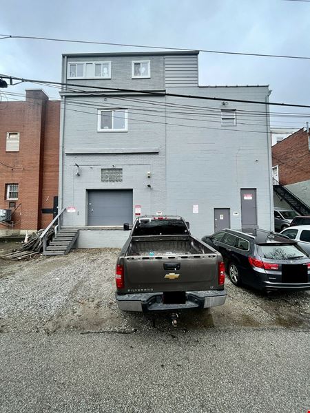 A look at 2735 Brownsville Rd commercial space in Pittsburgh