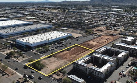 A look at 2833 East Broadway Road commercial space in Phoenix